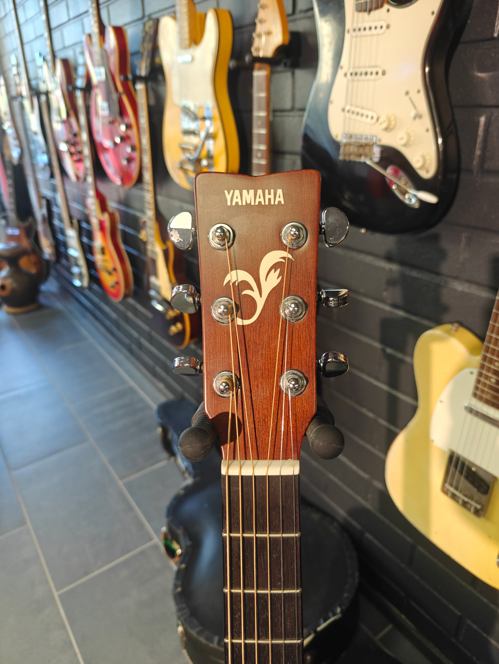 Yamaha FG412VS