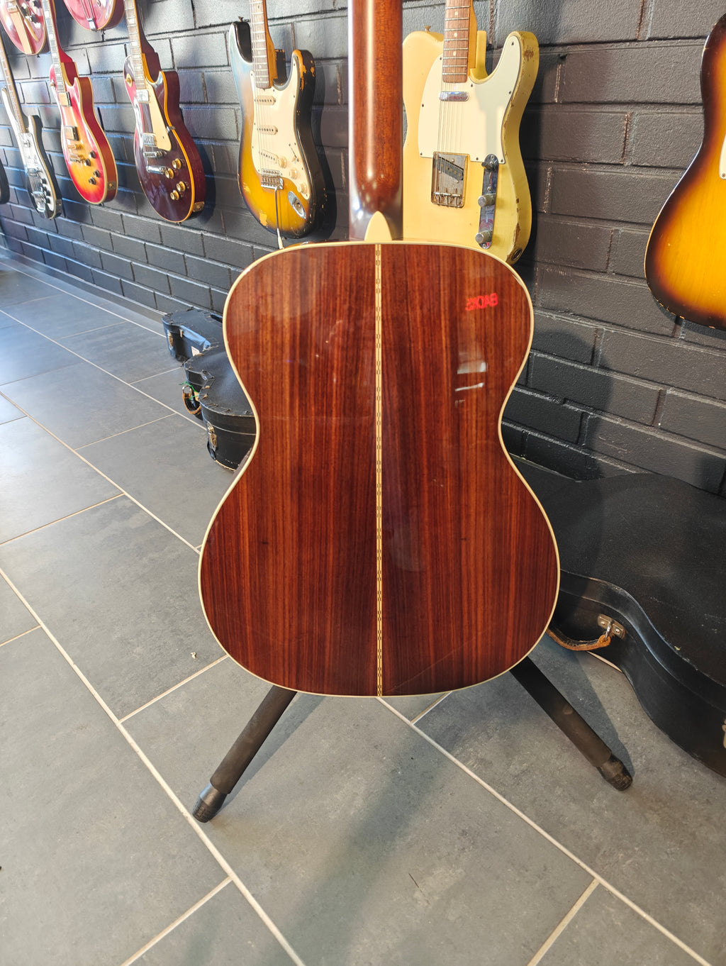 Martin OM-28 2024