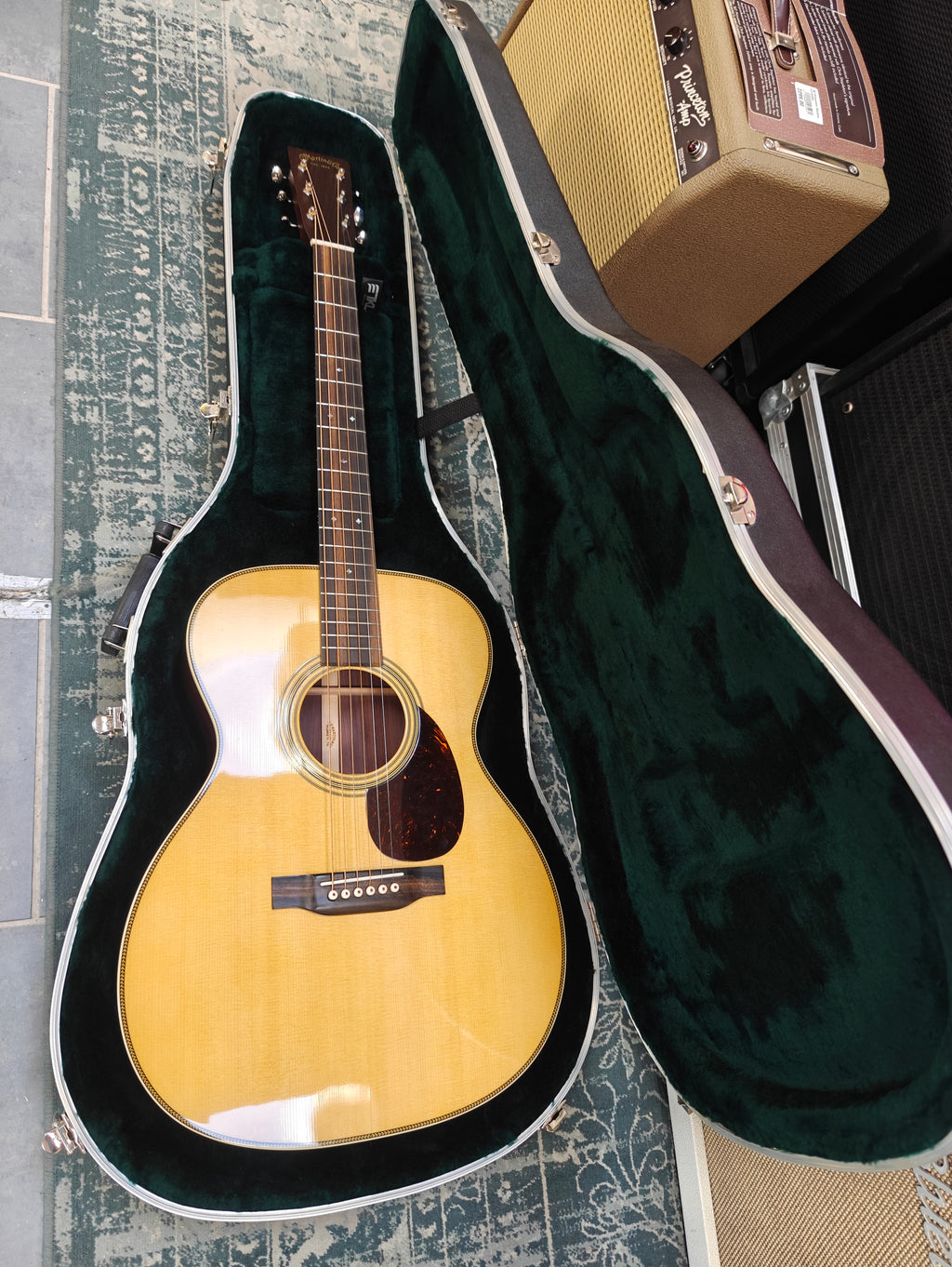 Martin OM-28 2024