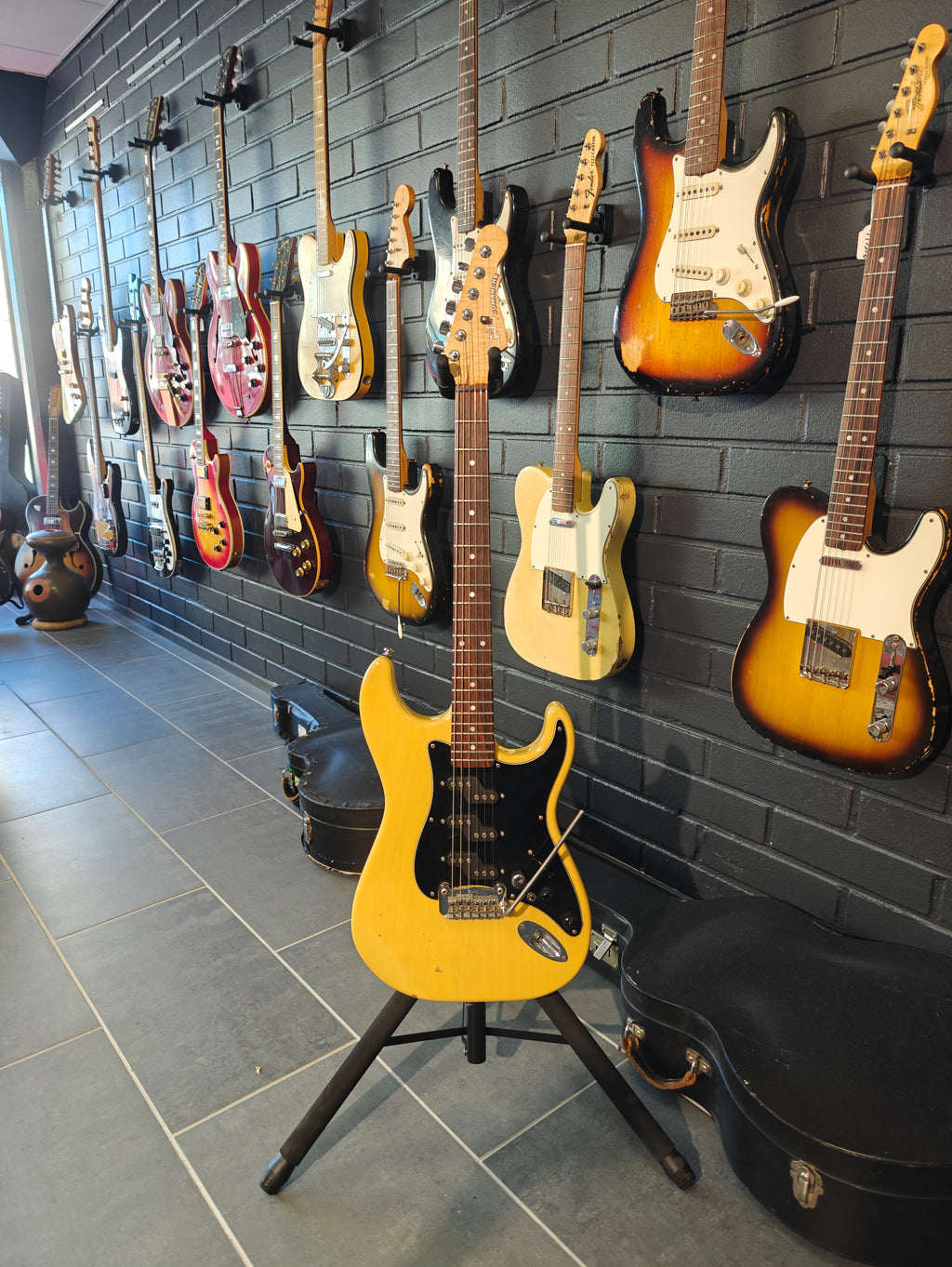 G&L USA Comanche