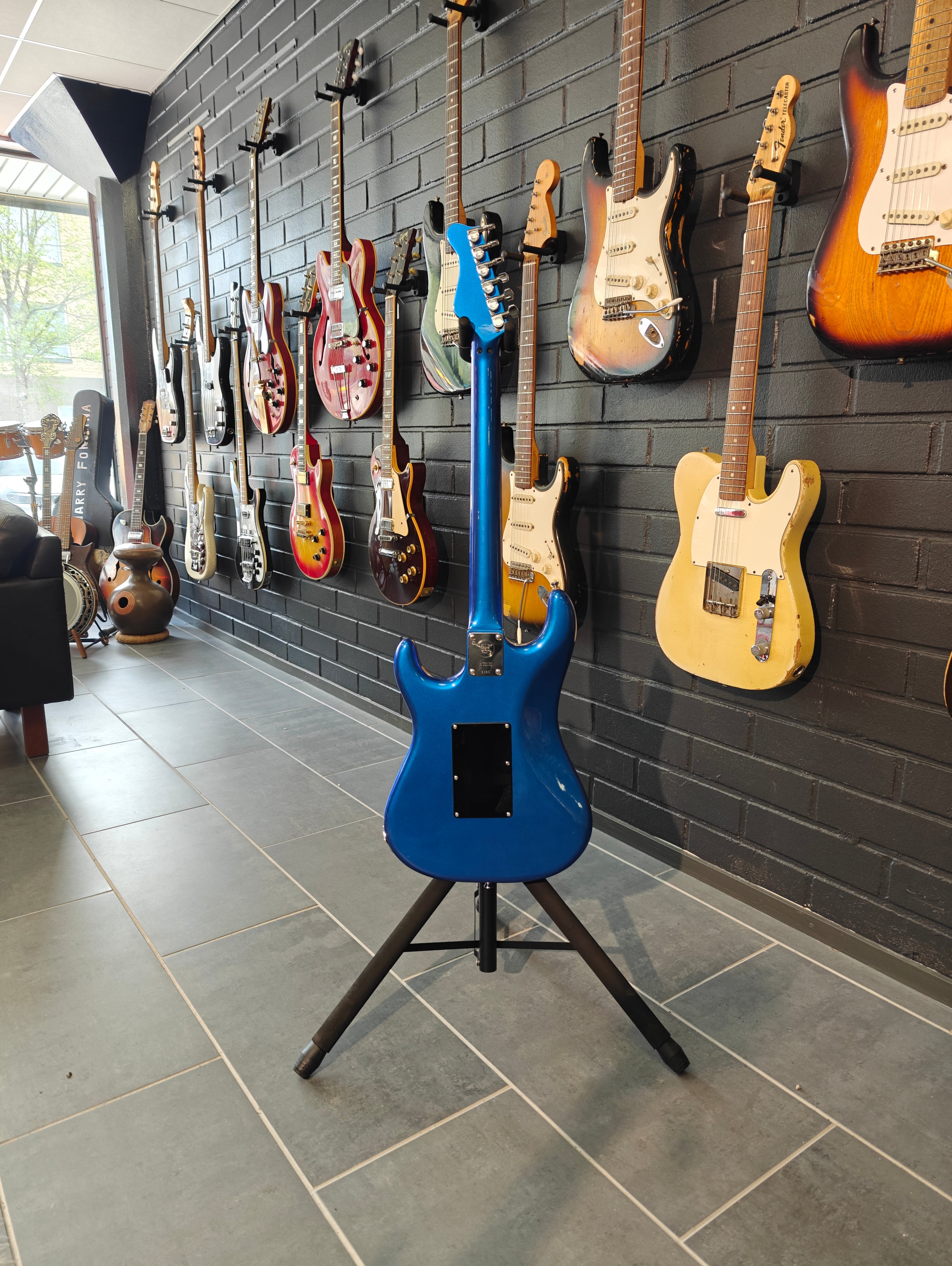Valley Arts M Series Made in Japan 1990s – Tonefest Guitar Gallery