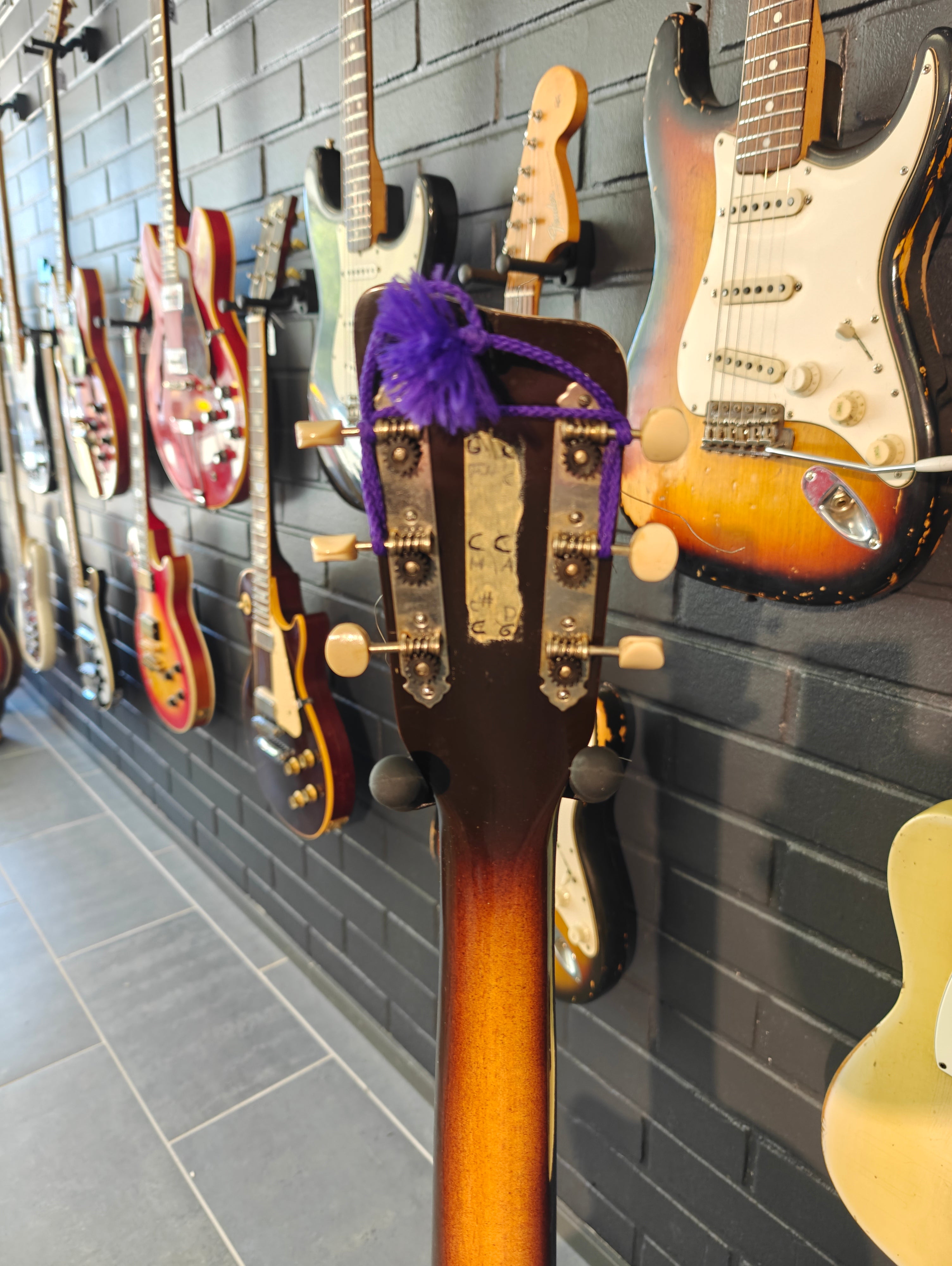 Lignatone 1964 "Sitar" Ex-Jimi Sumen