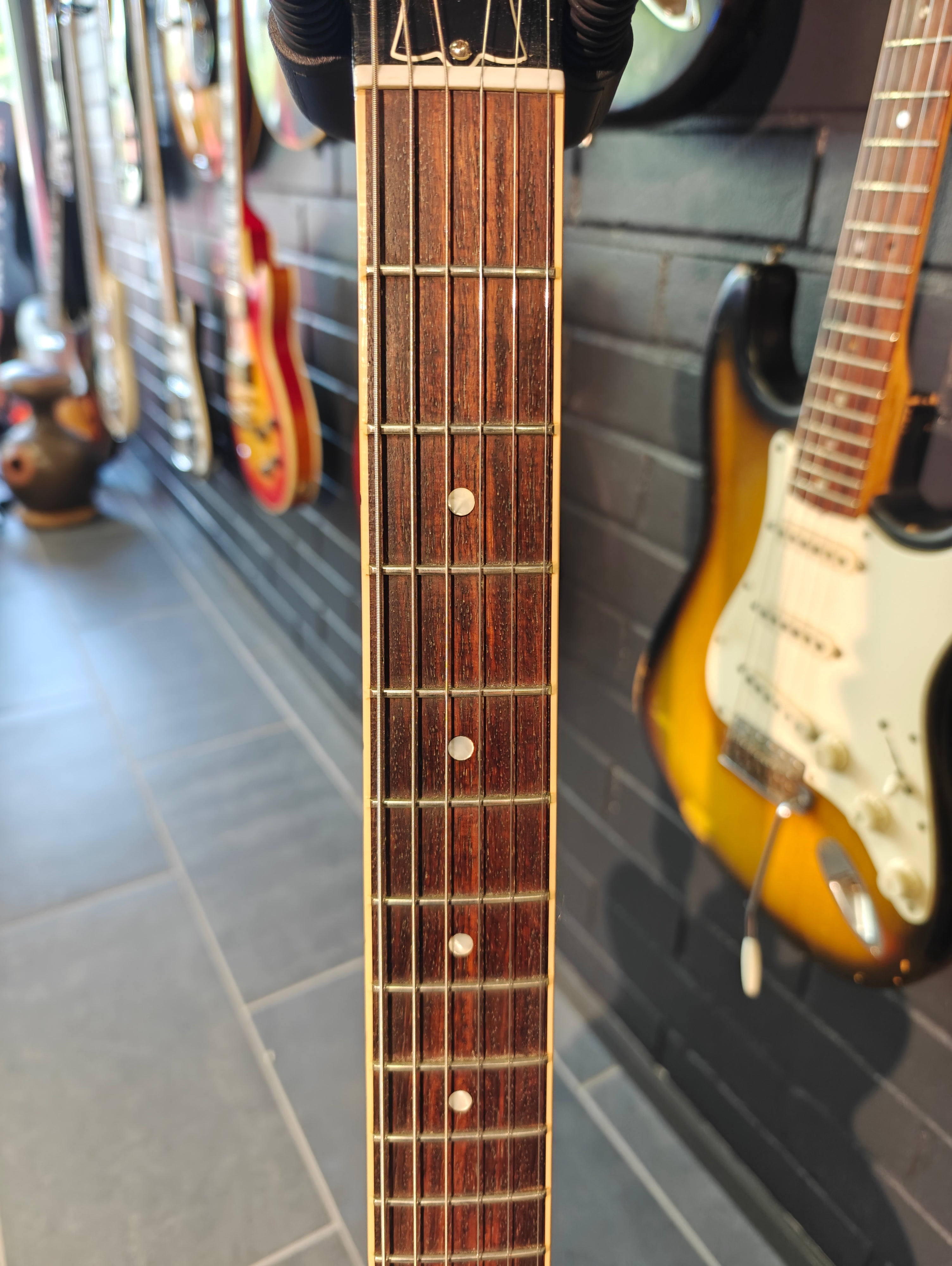 Gibson ES-335 Ebony 1989 w/ Bigsby