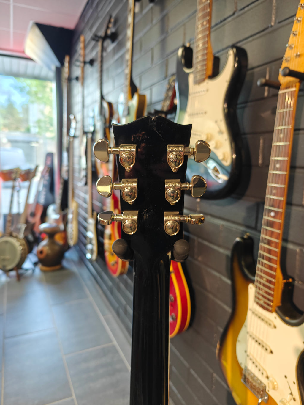 Gibson ES-335 Ebony 1989 w/ Bigsby