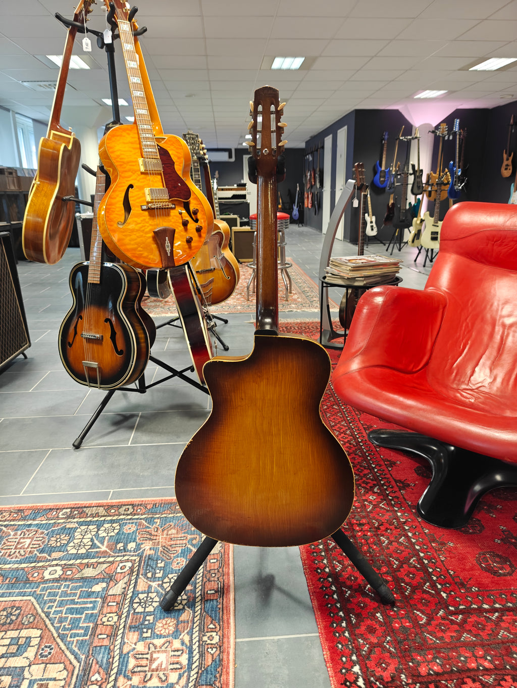 Antoine Di Mauro Solist Special Chorus Luxe Sunburst 1950s