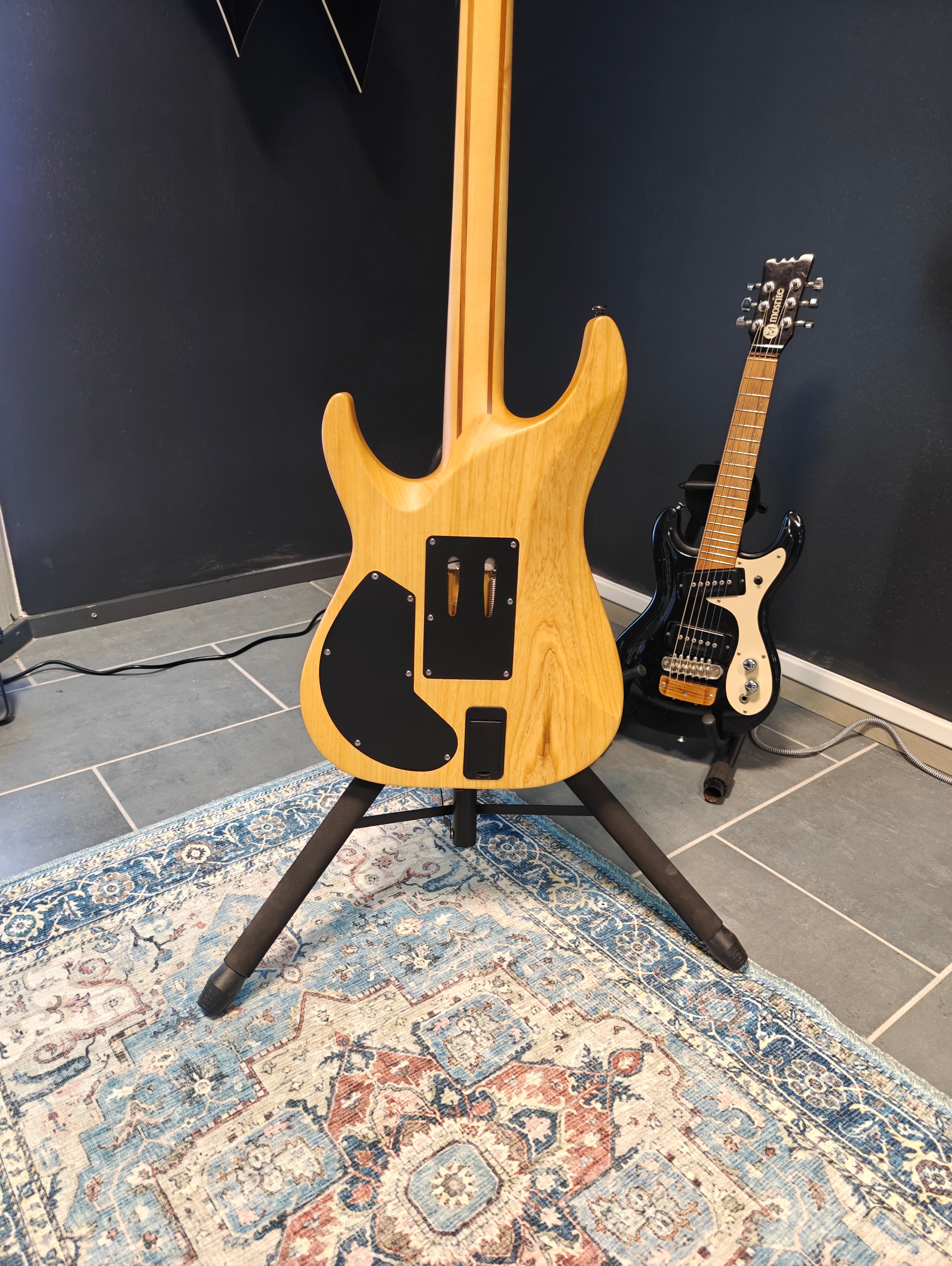 Schecter Reaper 6 FRS Charcoal Burst