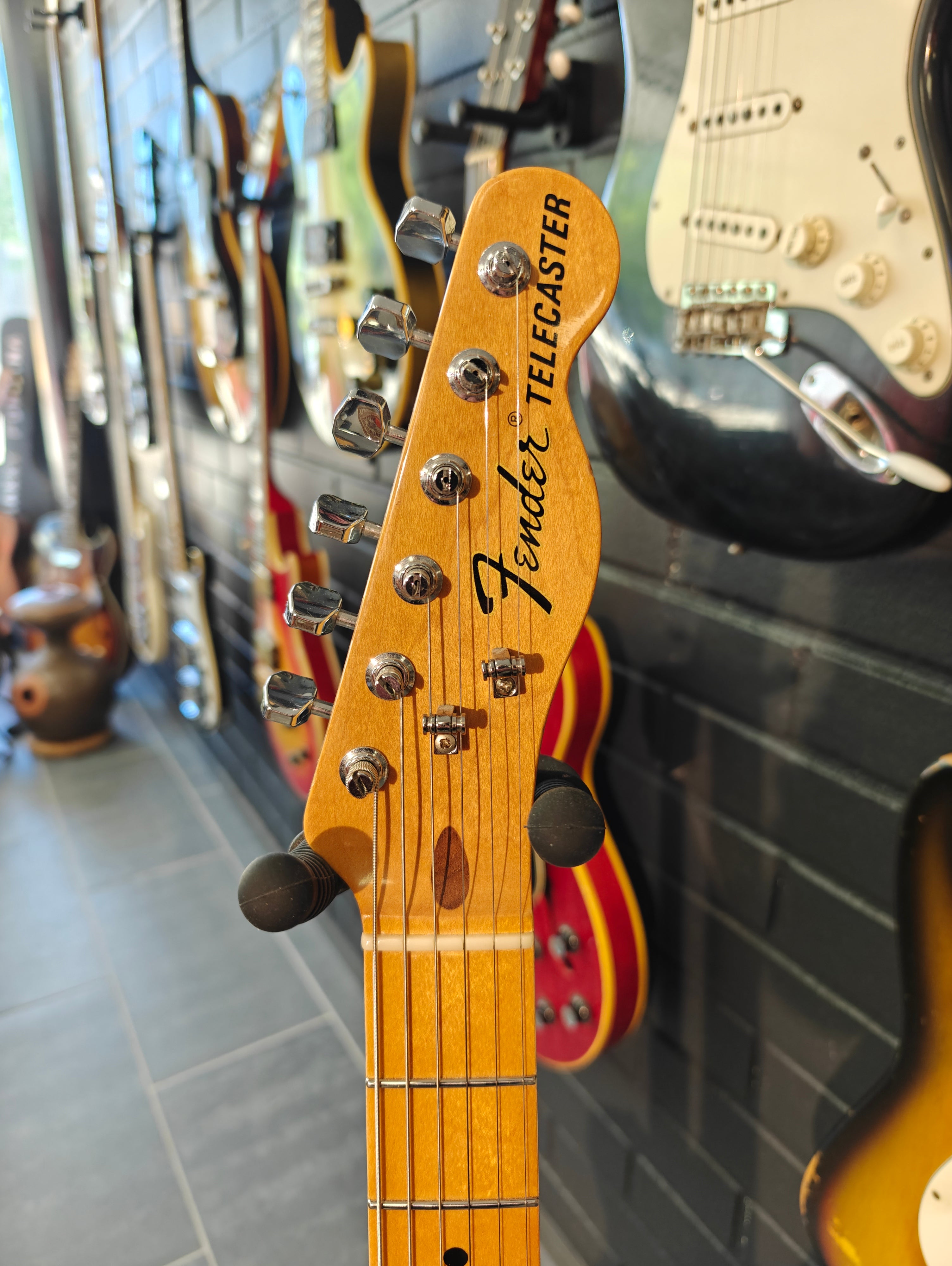 Fender Classic Series '69 Telecaster Thinline
