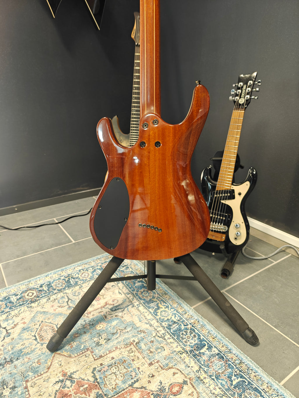 Mayones Setius 6 2015 w/ Suhr Aldrich Pickups