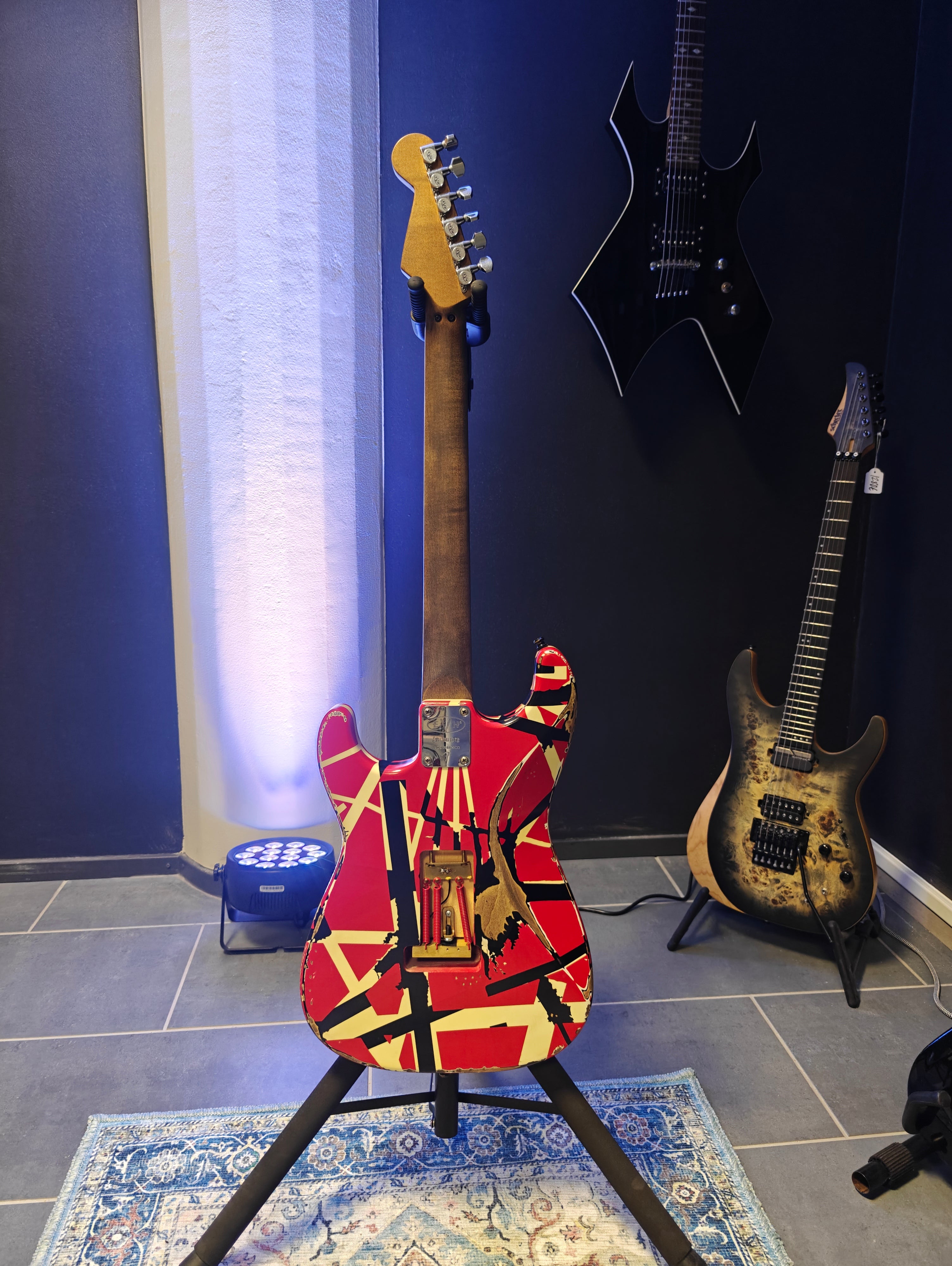 EVH Frankie Striped Relic Upgraded by Euge Valovirta