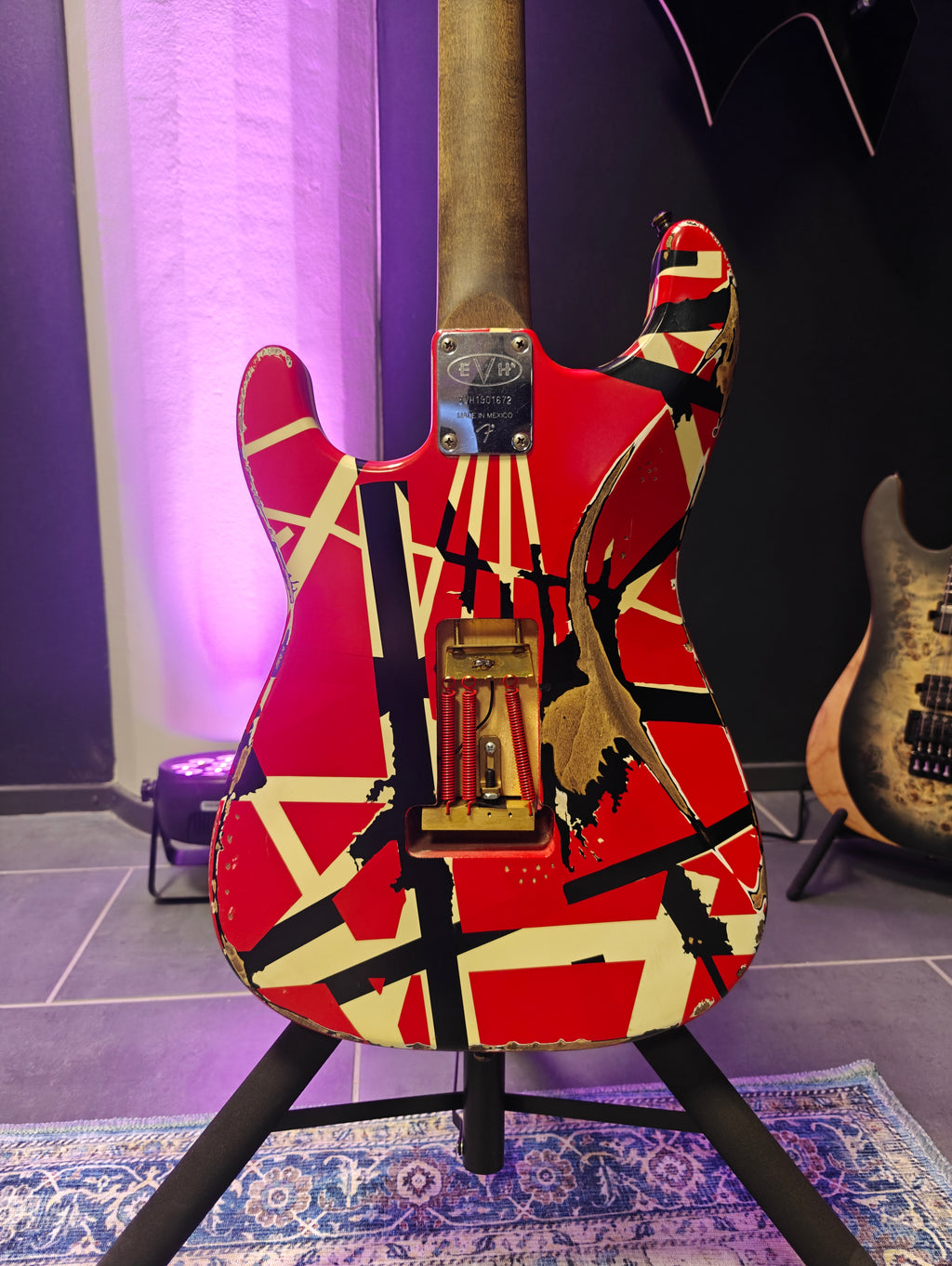 EVH Frankie Striped Relic Upgraded by Euge Valovirta