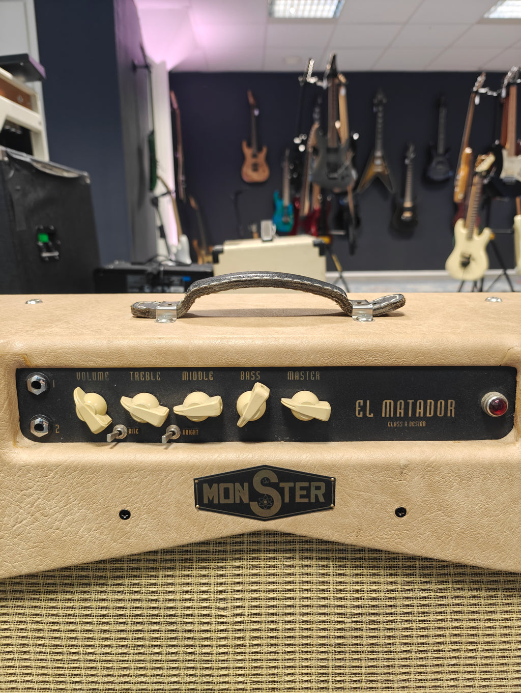 Monster El Mariachi 15W w/ Flight Case