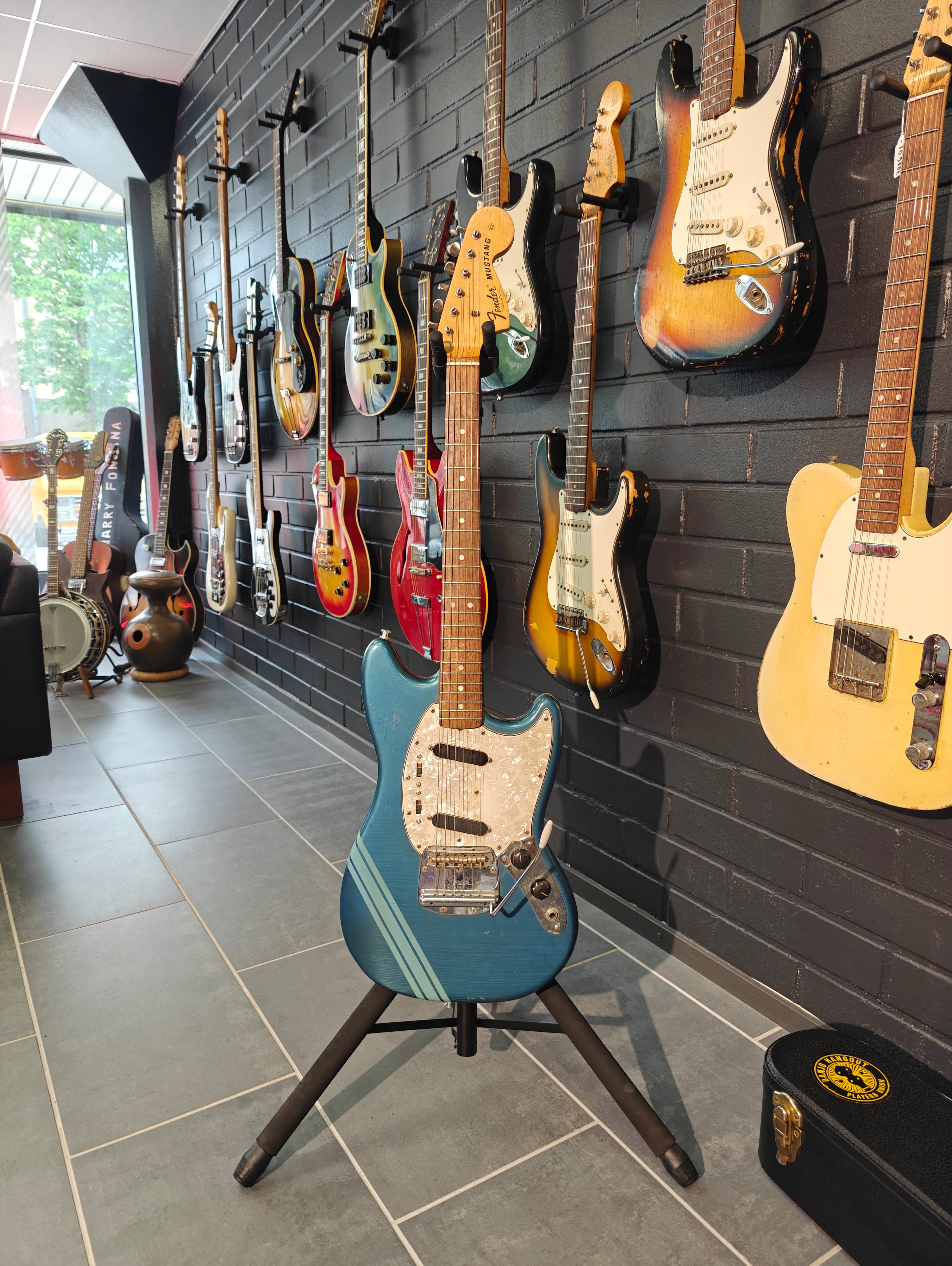 Fender Mustang Competition Burgundy (Blue)5480 1973 s:n 390461