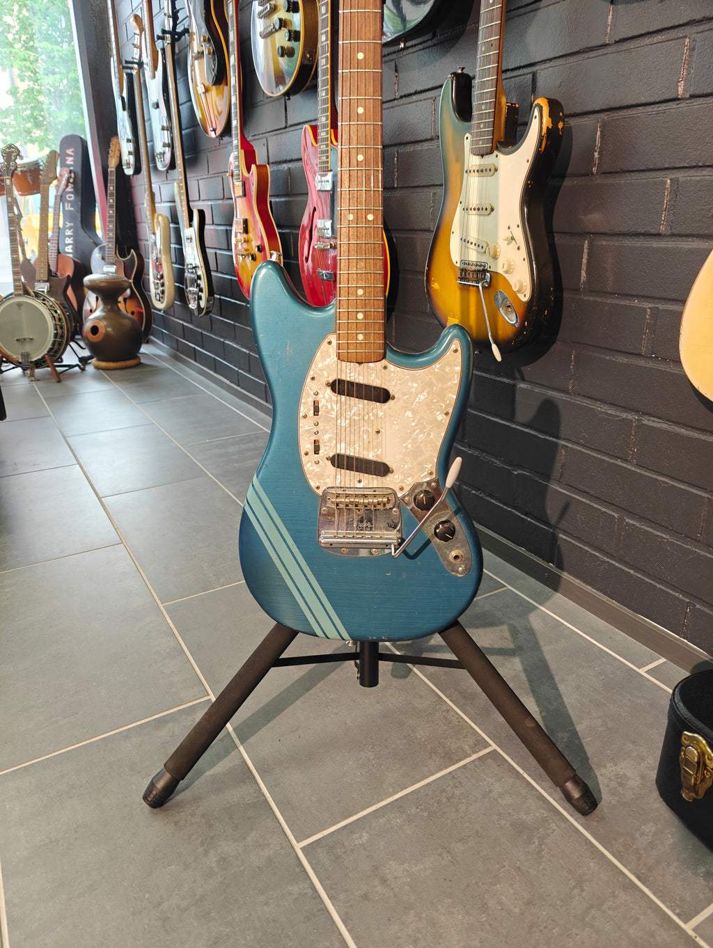Fender Mustang Competition Burgundy (Blue)5480 1973 s:n 390461
