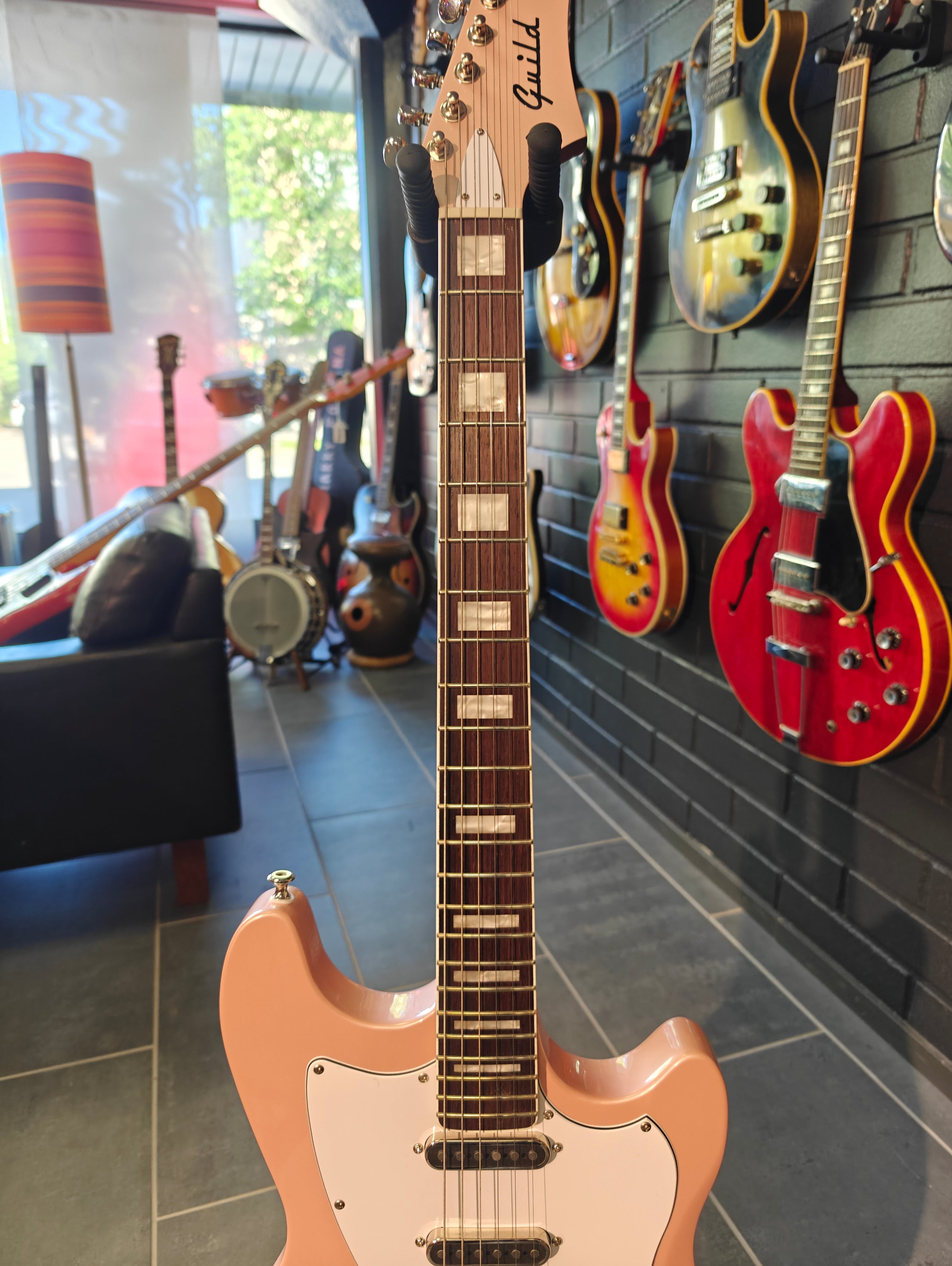 Guild Surfliner Deluxe Rose Quartz Metallic
