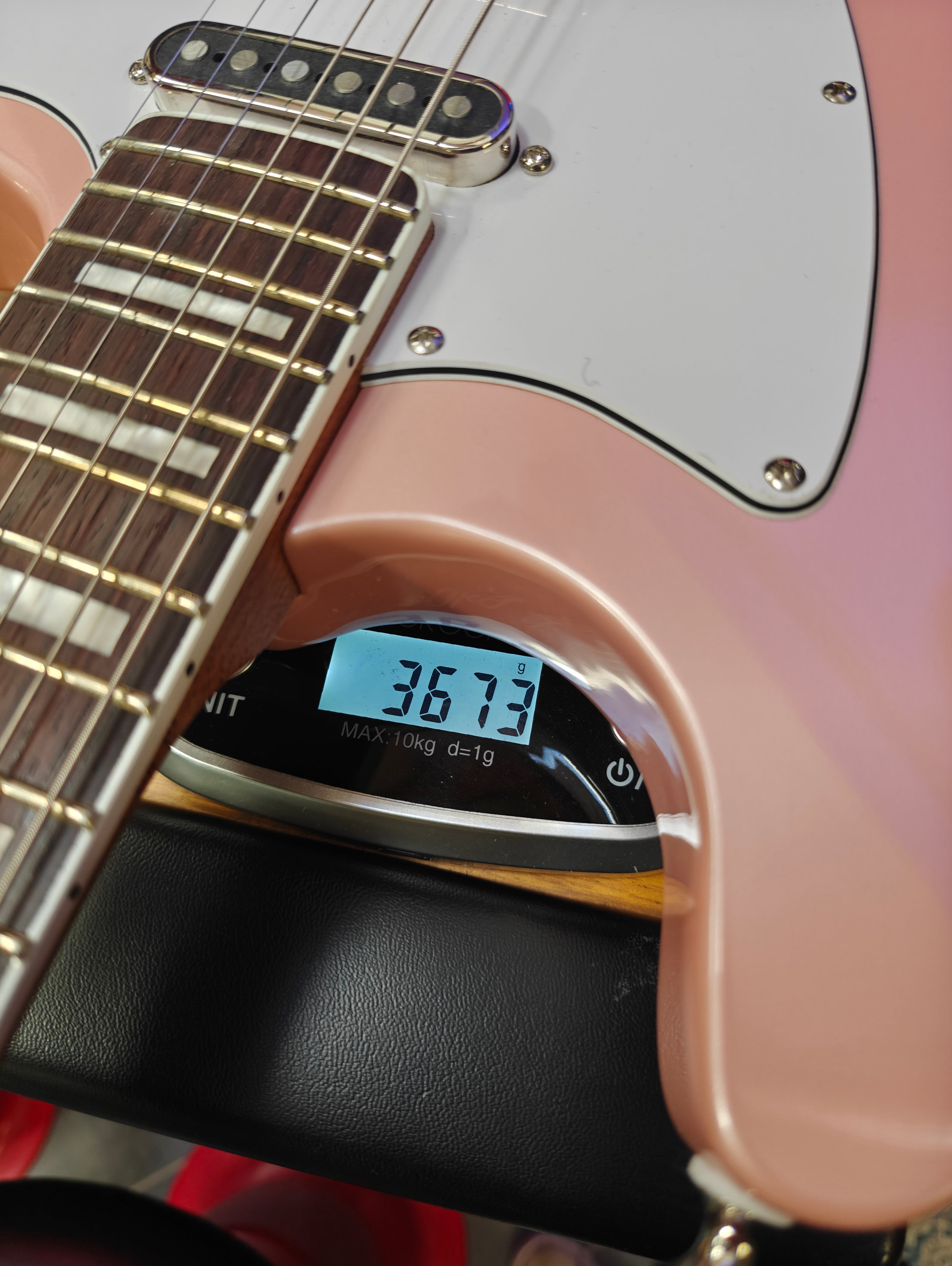 Guild Surfliner Deluxe Rose Quartz Metallic