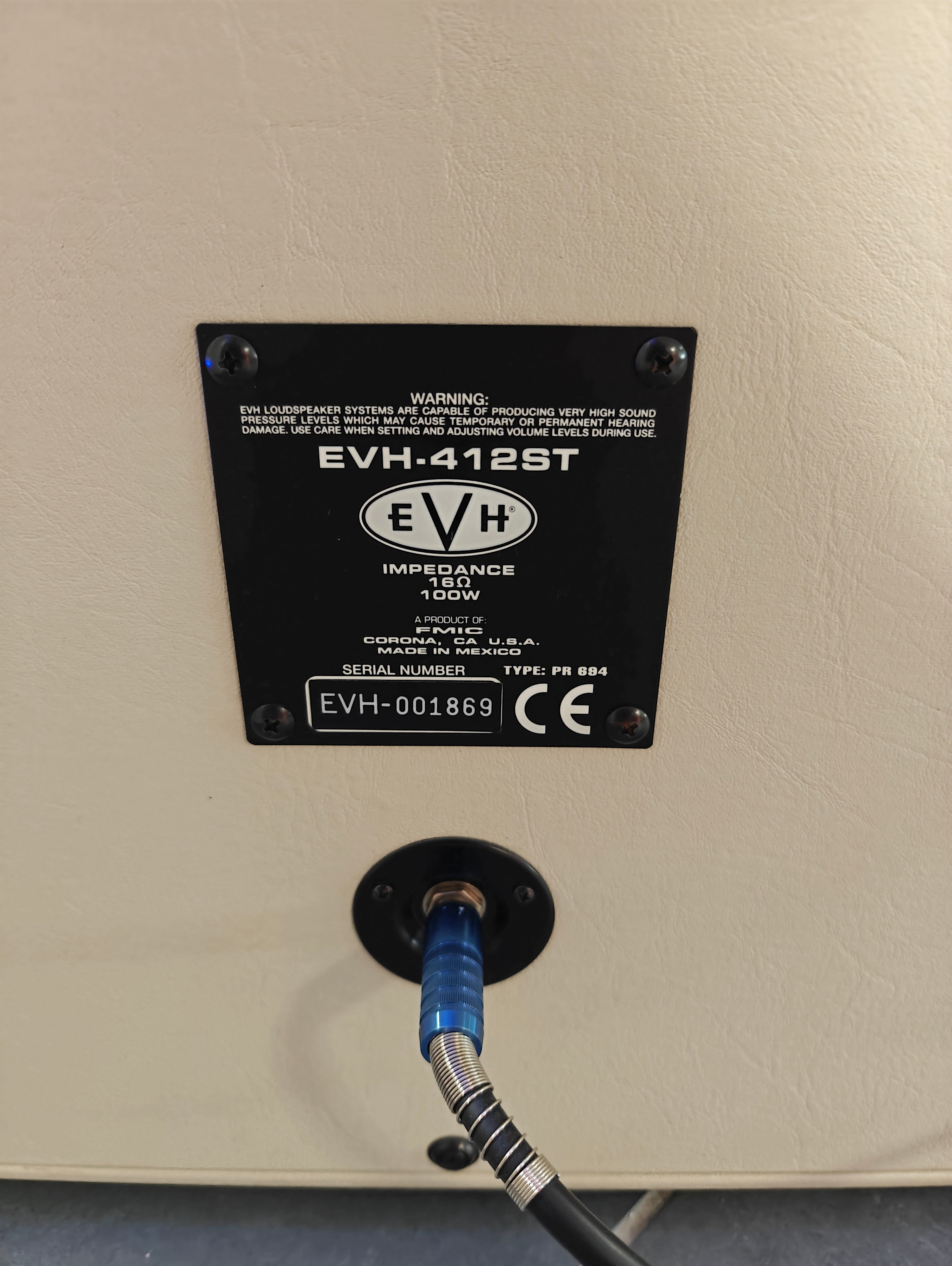 EVH 5150 III 100W w/ EVH 5150 III 412ST