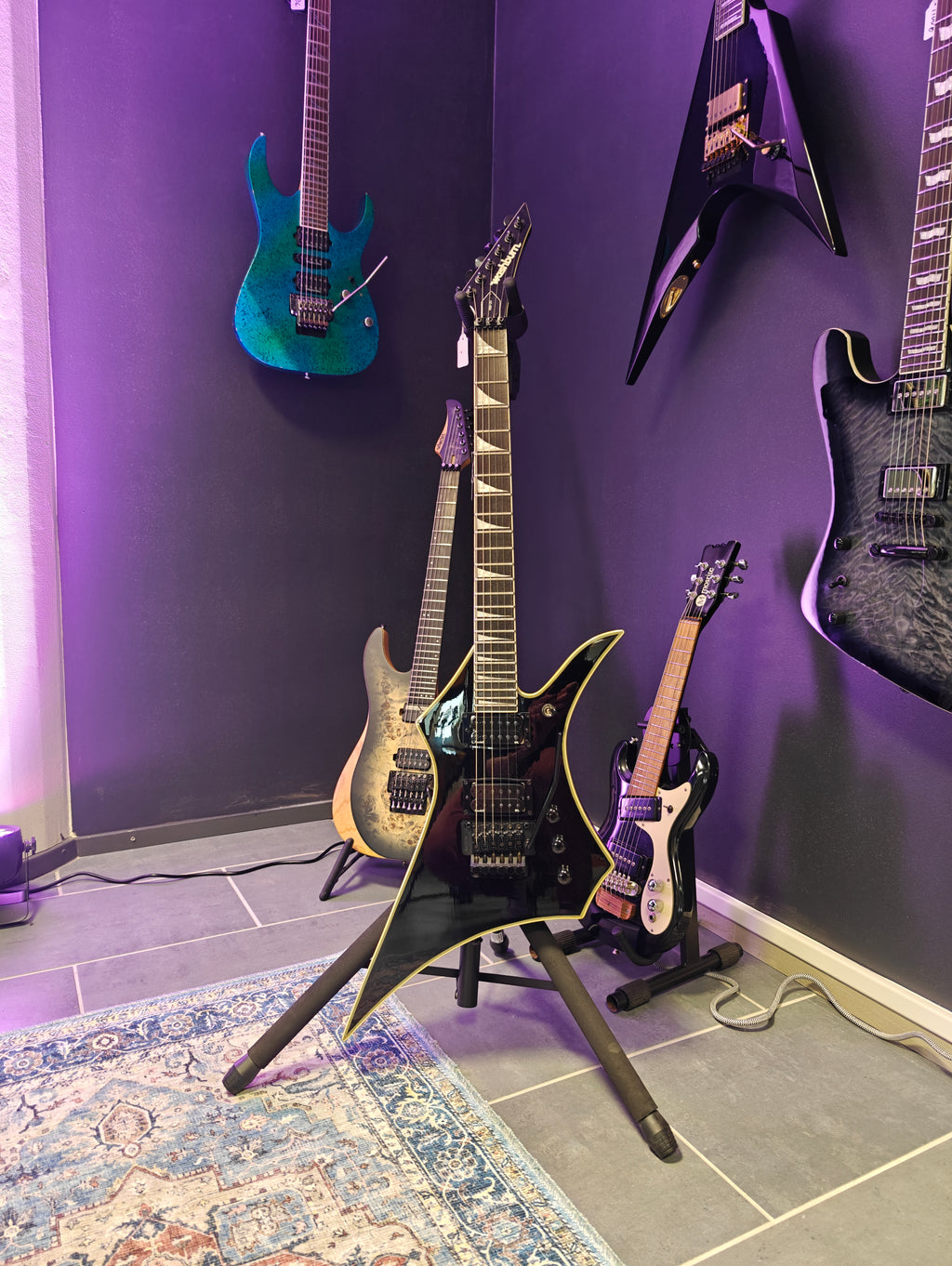 Washburn HM-20 Black