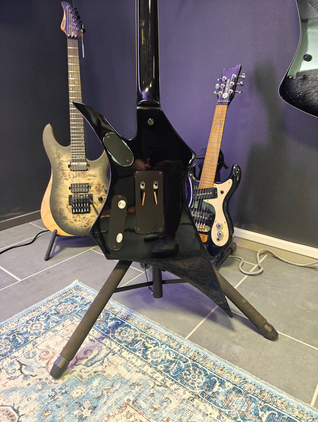Washburn HM-20 Black