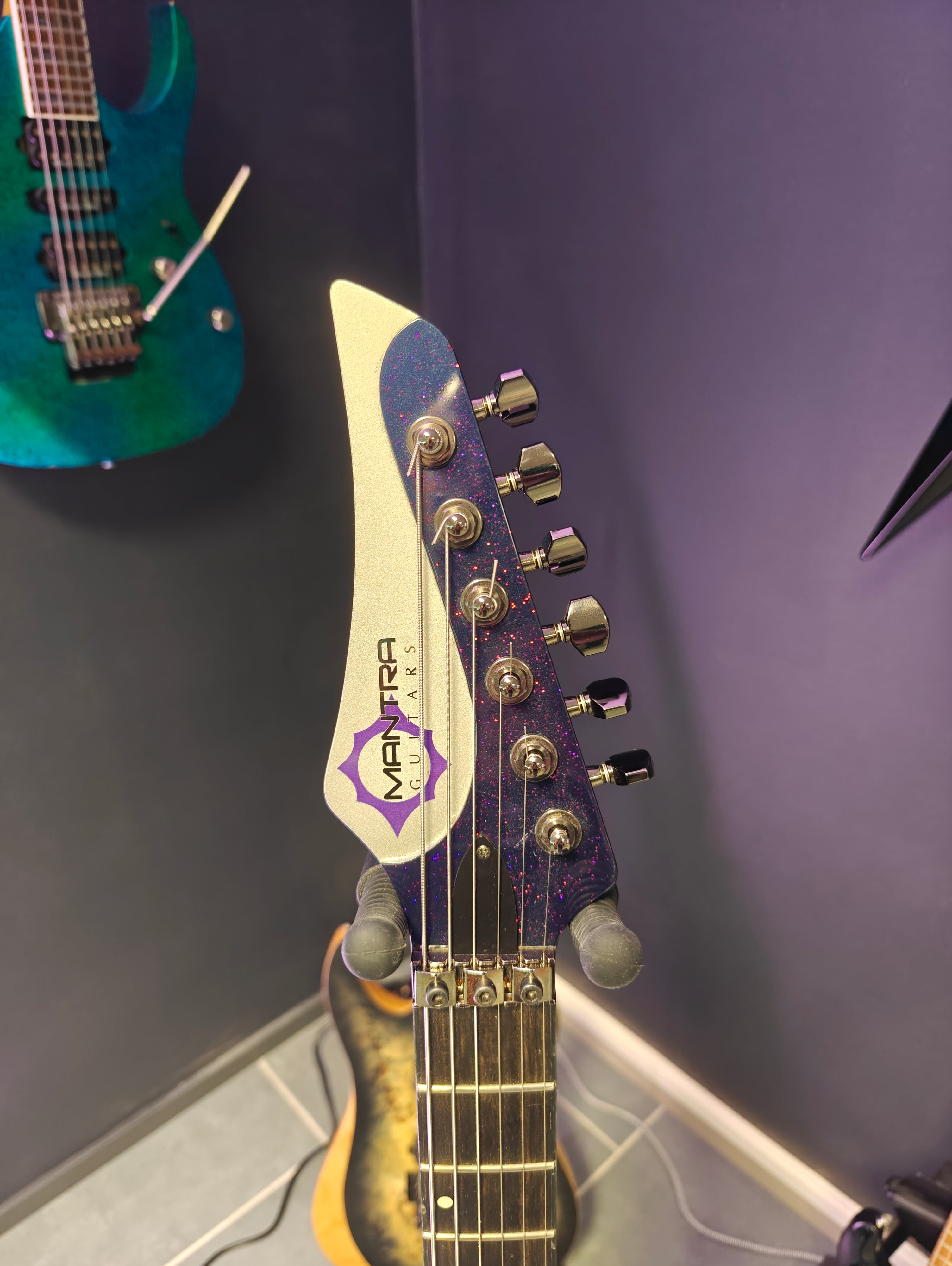 Mantra Nocturnal Custom w/ Bare Knuckle Pickups