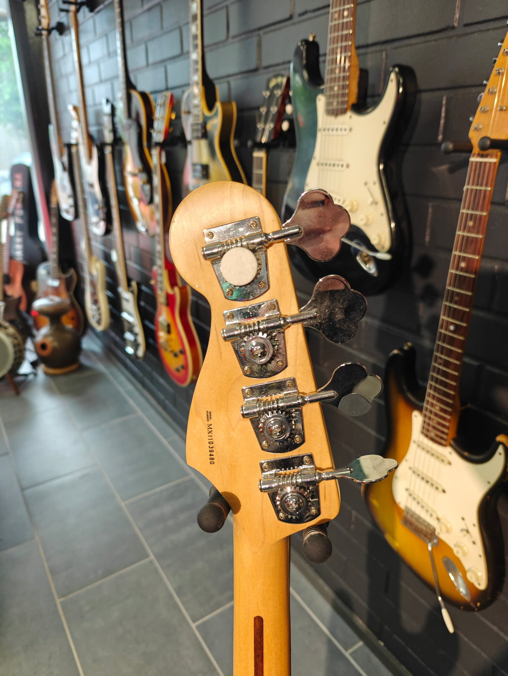 Fender Deluxe Active Precision Bass Special