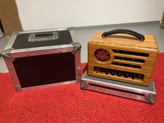 Jule Monique Bamboo with flight case