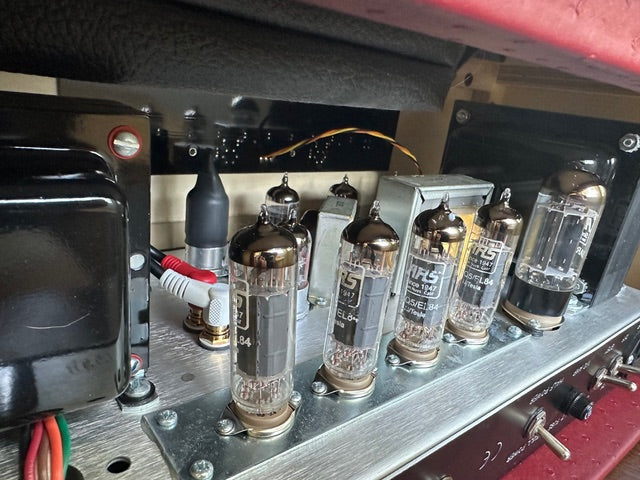 Bad Cat Black Cat 30R Hand Wired Legacy Series 30-Watt 2014