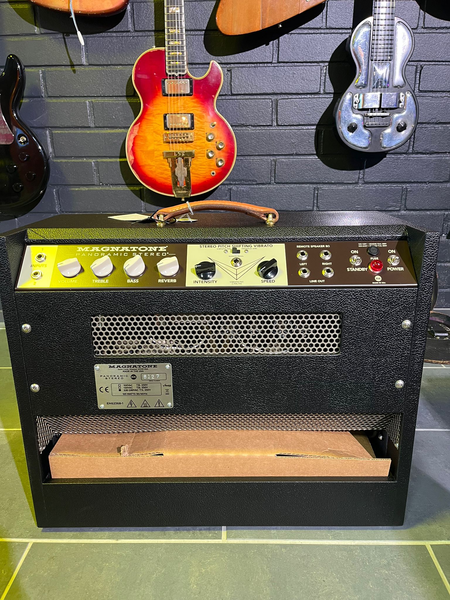 Magnatone Panoramic Stereo 2x10" Combo