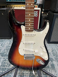 Fender Standard Stratocaster 2016