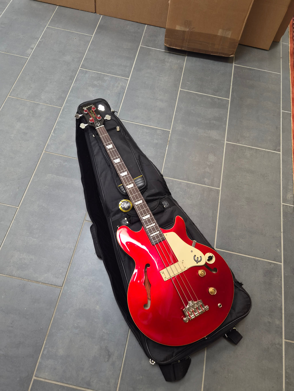 Epiphone Jack Casady Sparkling Burgundy
