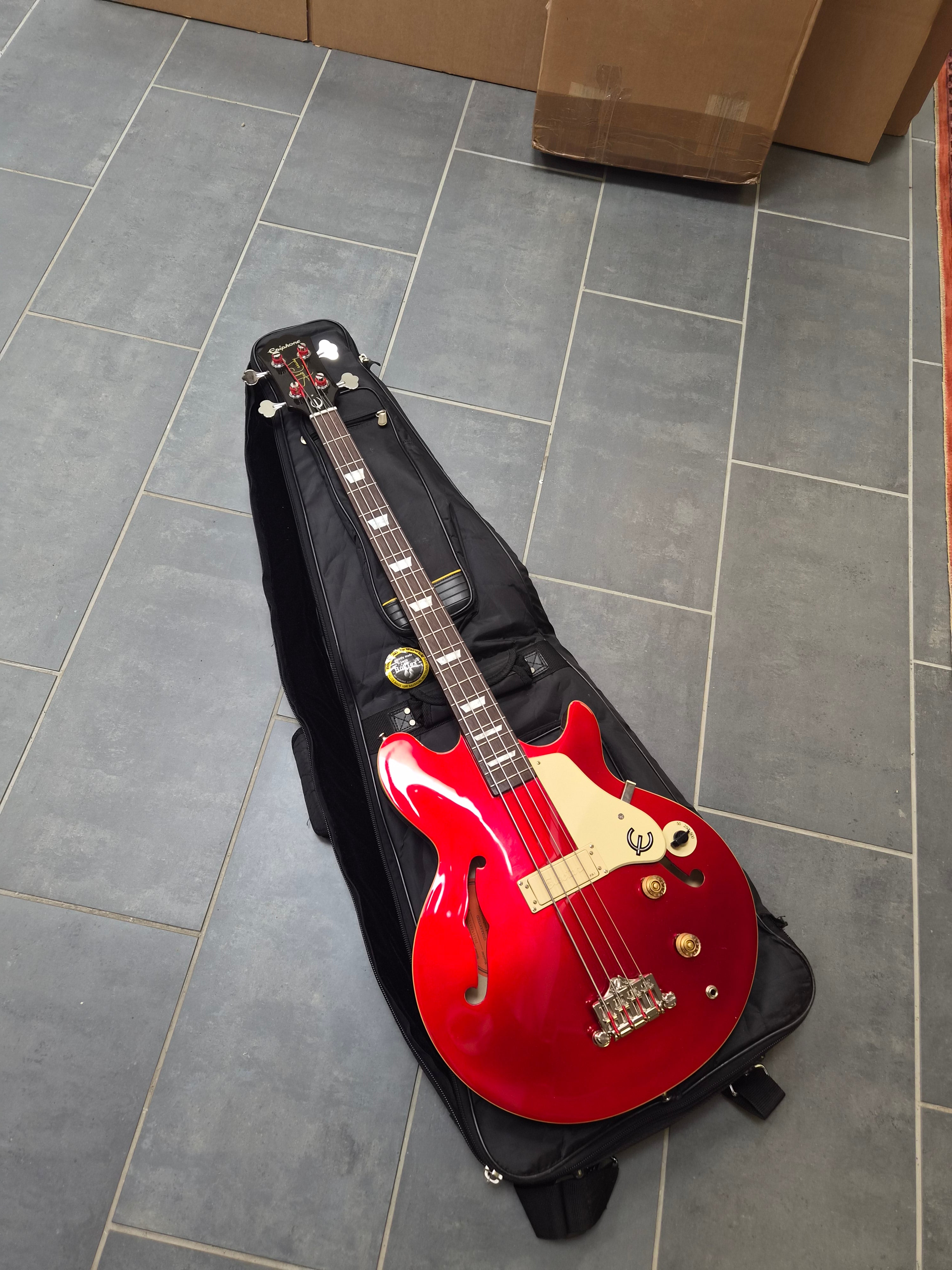 Epiphone Jack Casady Sparkling Burgundy