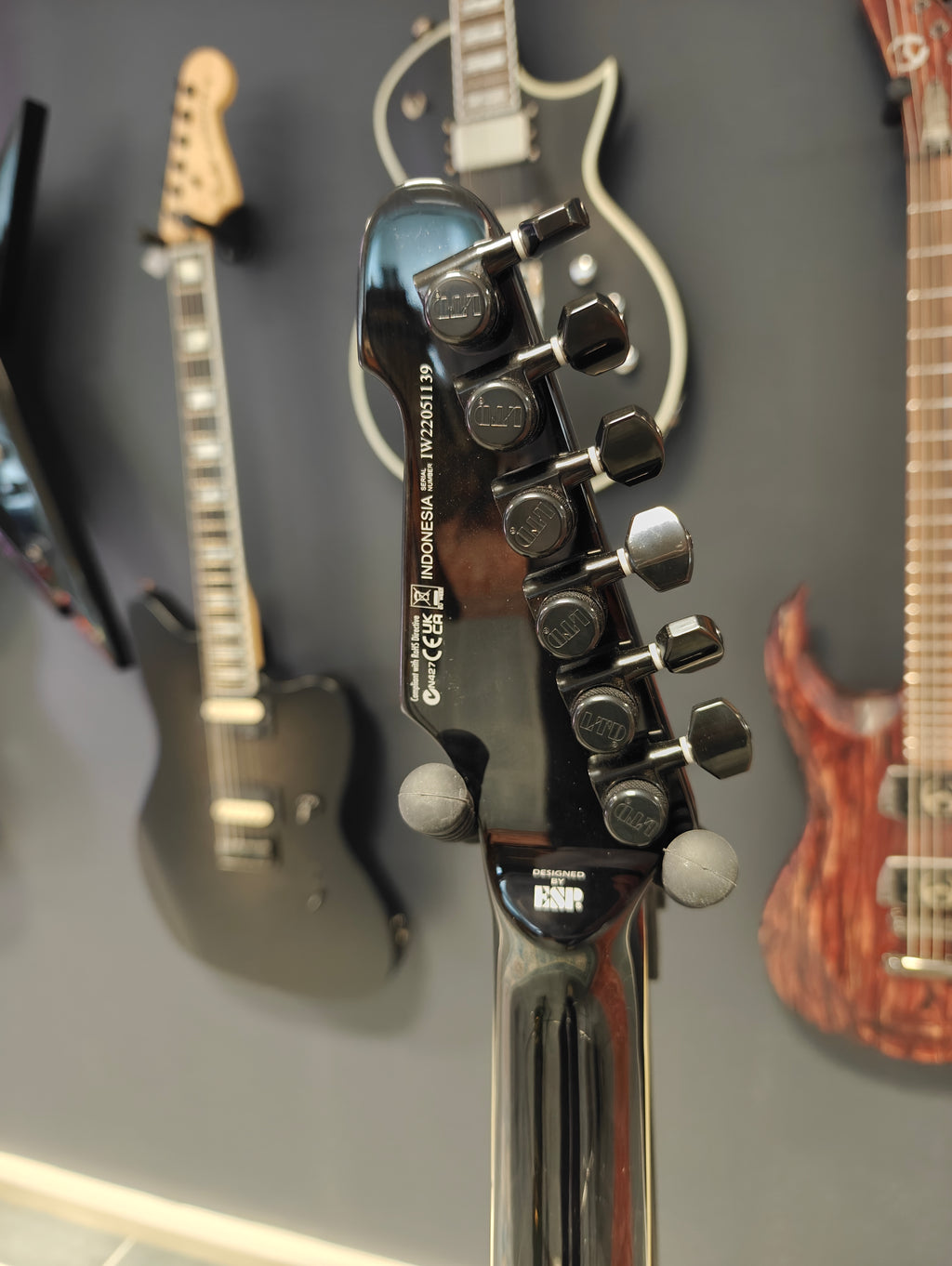 ESP LTD Phoenix-1000QM See Thru Black Sunburst Lefty