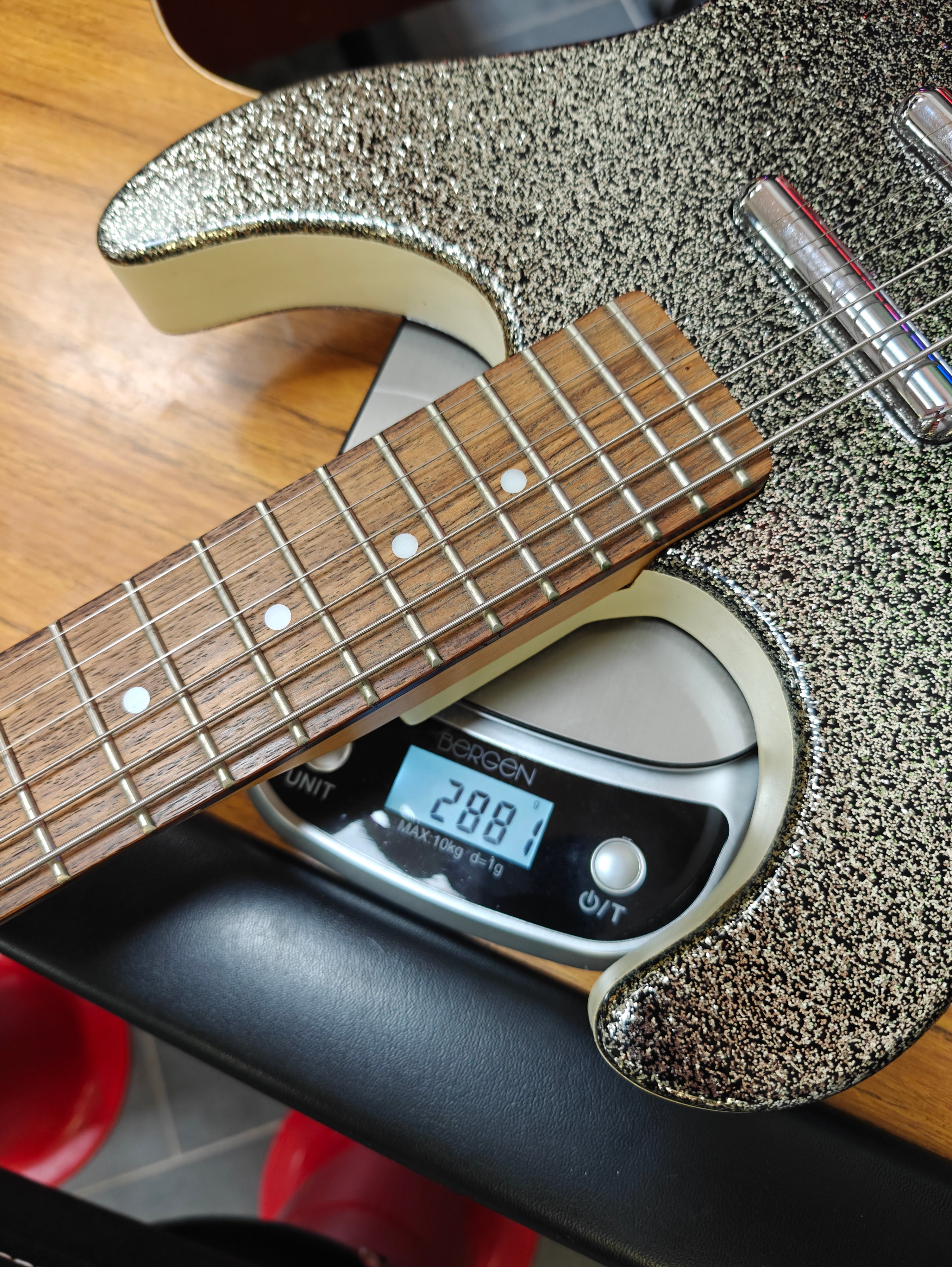 Danelectro Hodad Baritone Champagne Sparkle