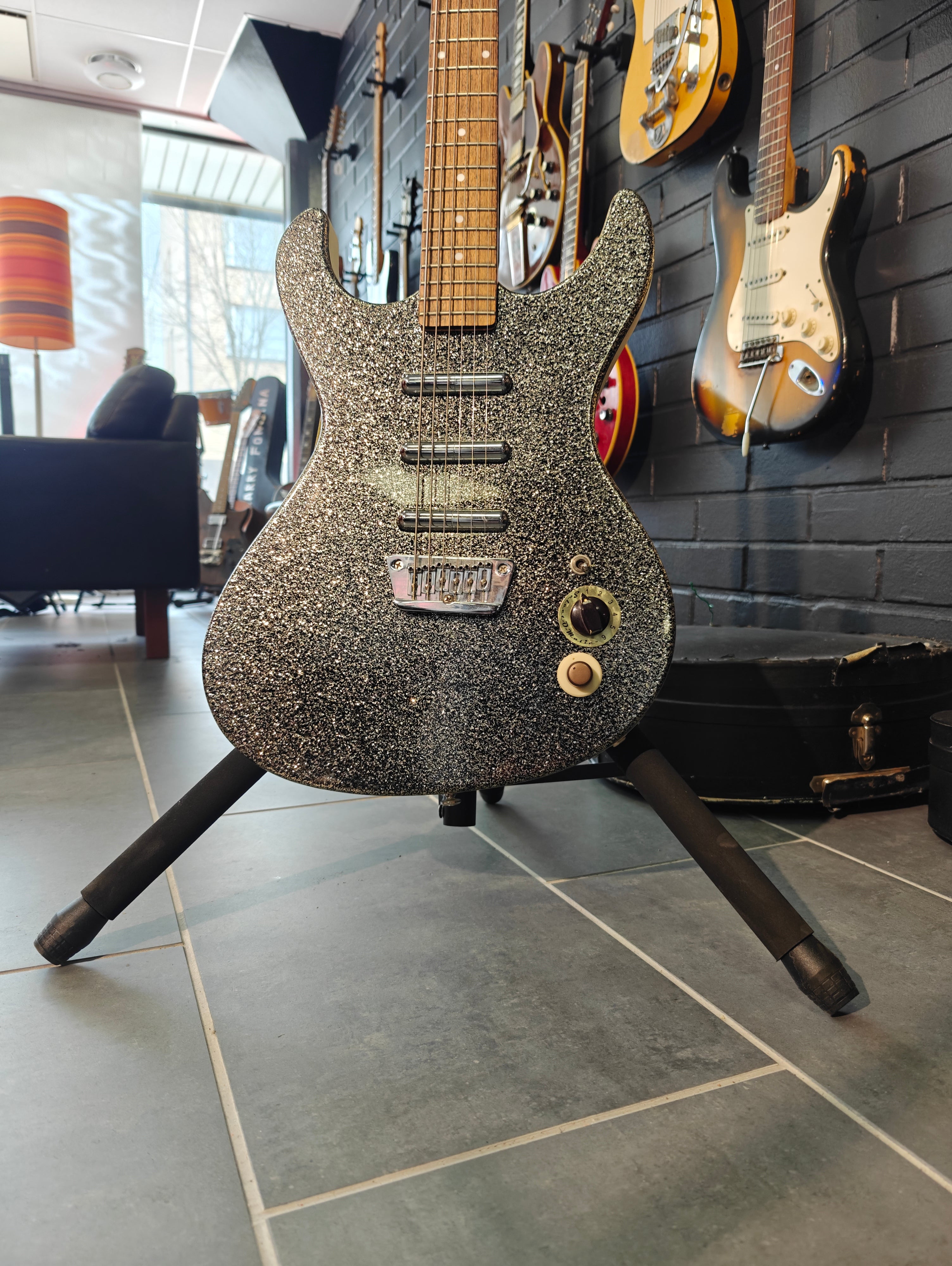 Danelectro Hodad Baritone Champagne Sparkle